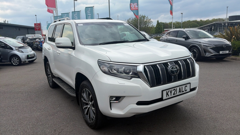 Toyota Land Cruiser 2.8 D-4D 204 Invincible 5dr Auto 7 Seats Diesel Station Wagon